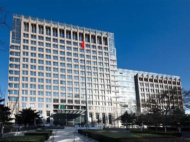 公募跨越“增量困局”三重门